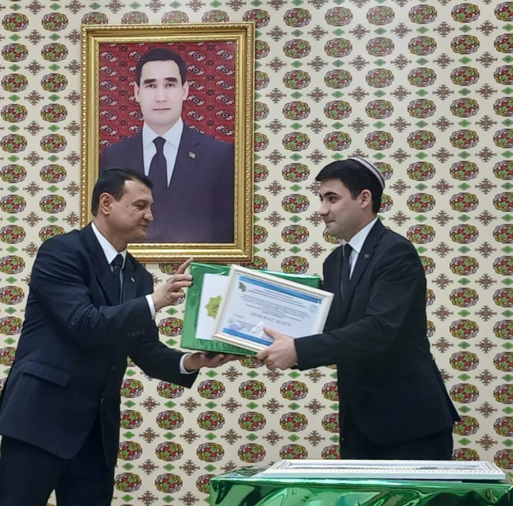 TALYBYMYZYŇ YLMY INTELLEKTUAL BÄSLEŞIKDÄKI ÜSTÜNLIGI